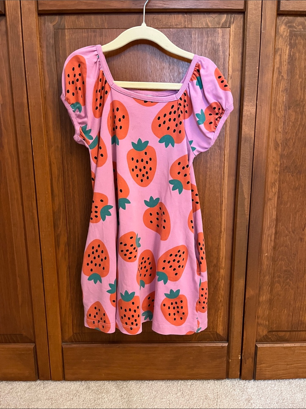 Hanna Andersson Pink Dress with Bold Strawberry Print Sz. 4